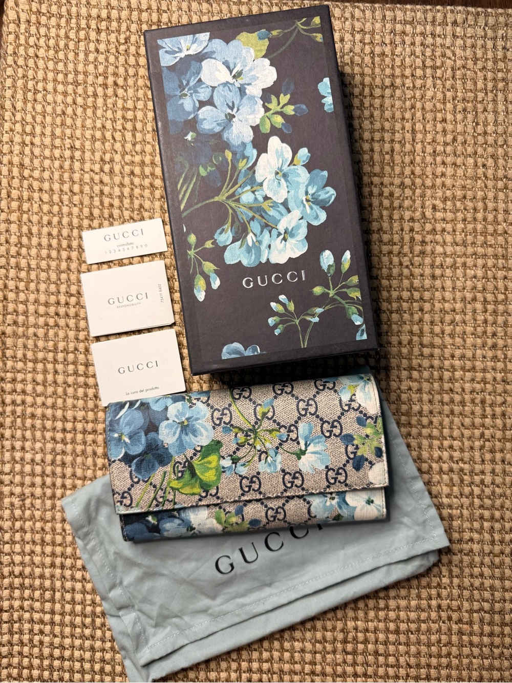 Gucci GG Bloom Continental Snap Wallet- limited edition FULL SET- UNUSED